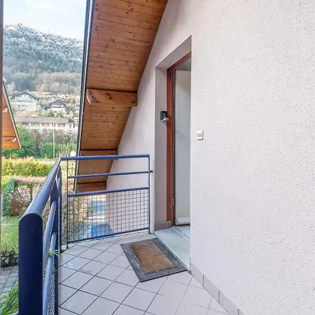 Laurabe Furnished Flat Apartment Annecy